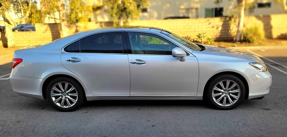 2007 Lexus ES 5th Gen - Image 13 of 19