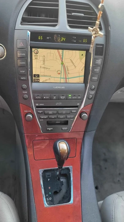 2007 Lexus ES 5th Gen - Image 8 of 19
