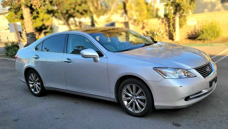 2007 Lexus ES 5th Gen - Image 9 of 19