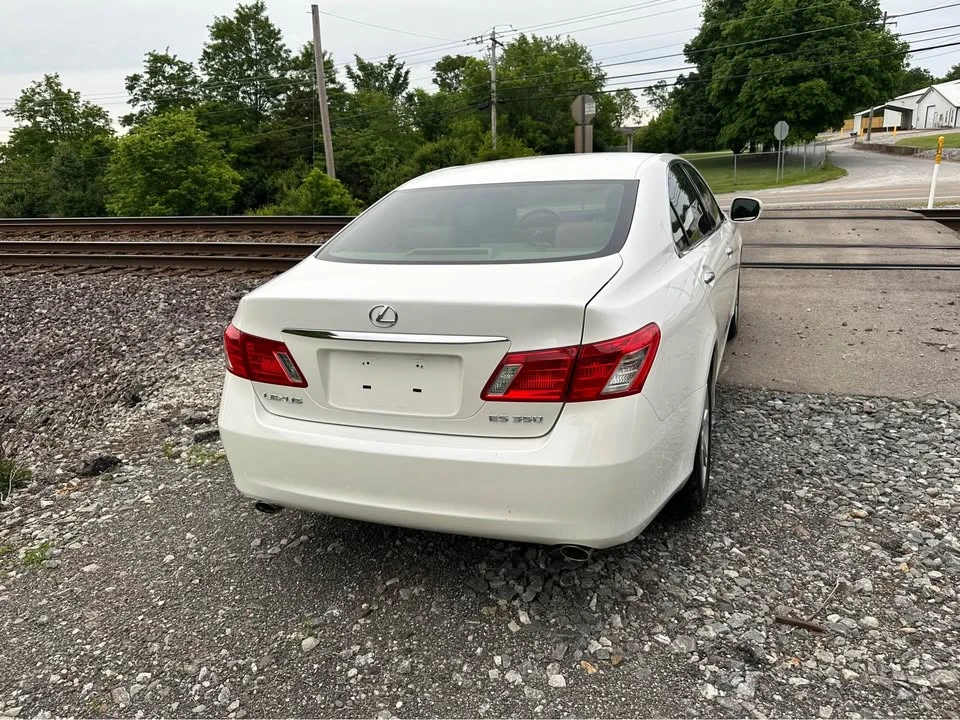 2007 Lexus ES 5th Gen - Image 8 of 14