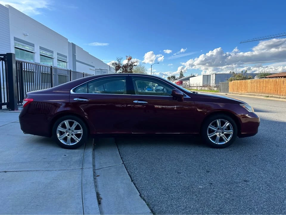 2007 Lexus ES 5th Gen - Image 8 of 13