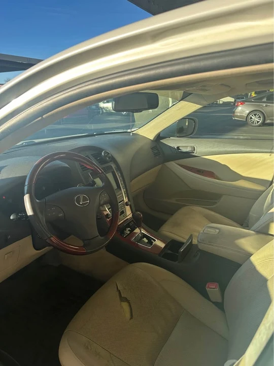 2007 Lexus ES 4th Gen - Image 5 of 9