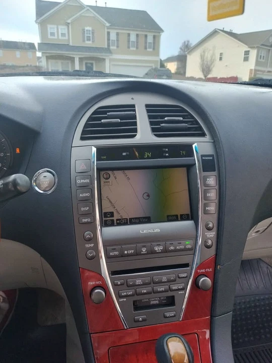 2007 Lexus ES 5th Gen - Image 14 of 17
