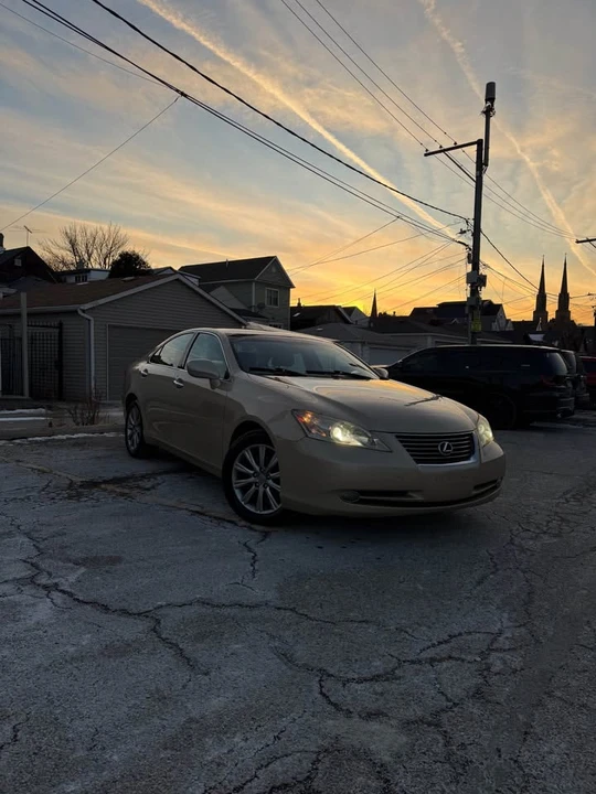 2007 Lexus ES 5th Gen - Image 2 of 9