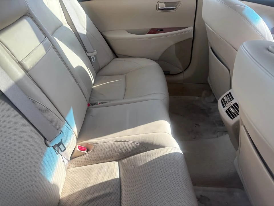 2007 Lexus ES 5th Gen - Image 3 of 8