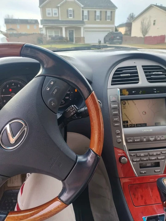 2007 Lexus ES 5th Gen - Image 17 of 17