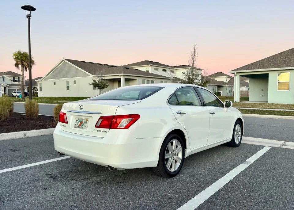 2007 Lexus ES 5th Gen - Image 6 of 13