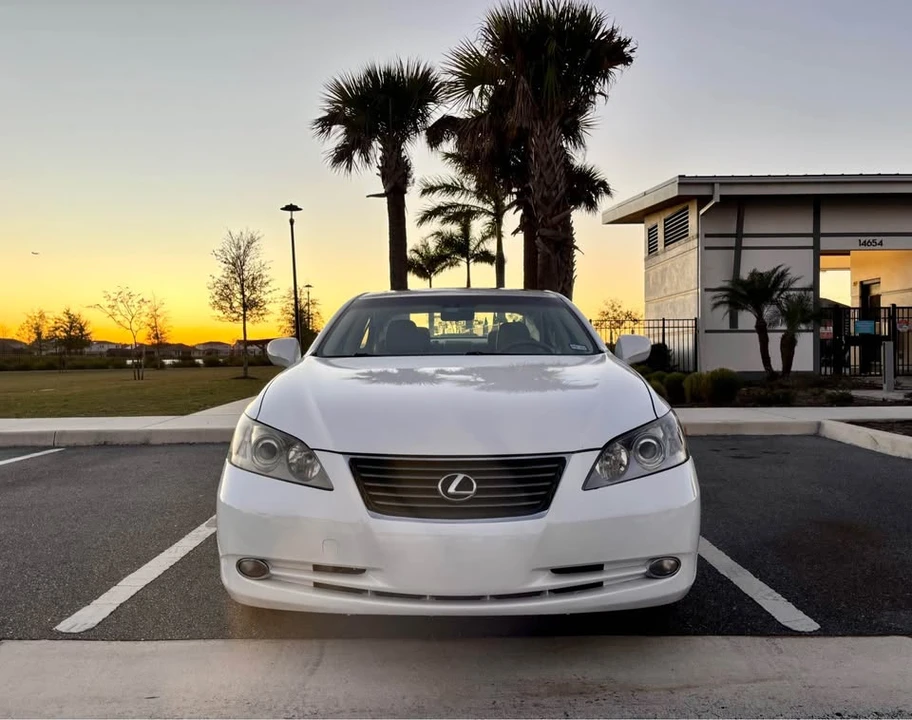 2007 Lexus ES 5th Gen - Image 2 of 13