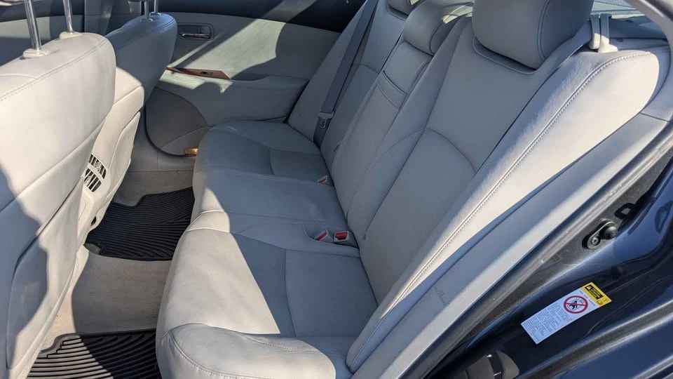 2007 Lexus ES 5th Gen - Image 10 of 13