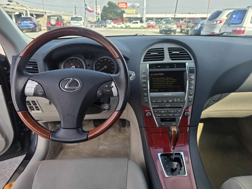 2007 Lexus ES 4th Gen - Image 8 of 14