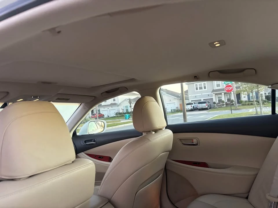 2007 Lexus ES 5th Gen - Image 12 of 13
