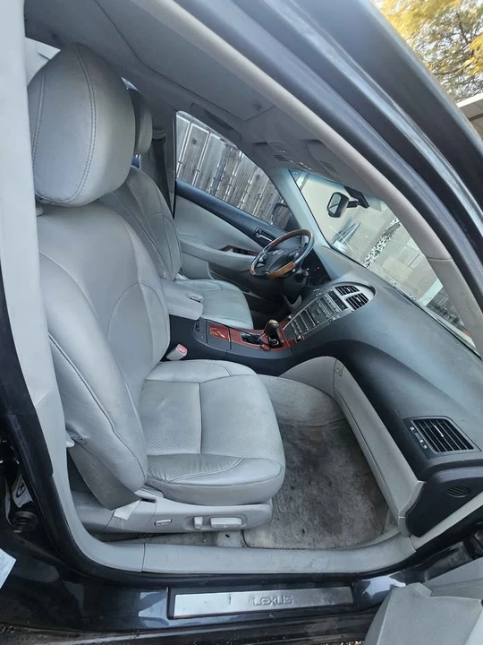 2007 Lexus ES 5th Gen - Image 3 of 3
