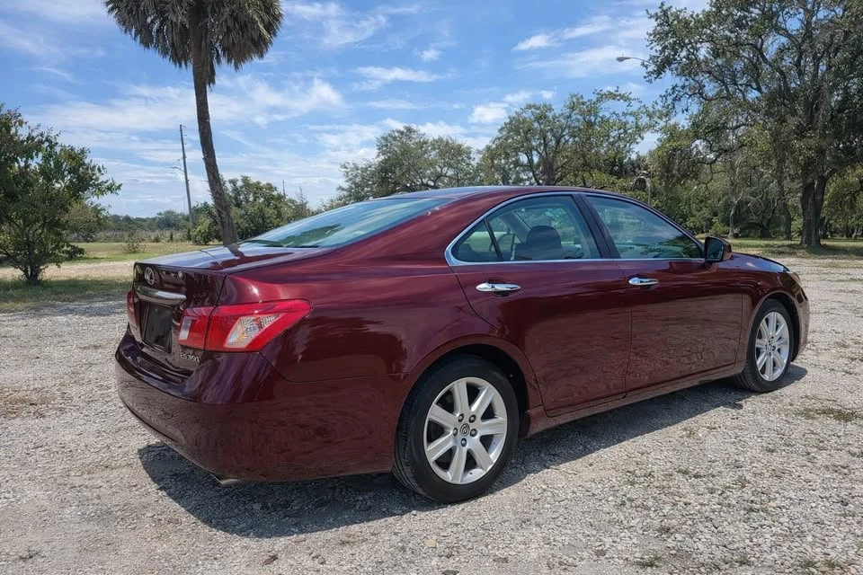 2007 Lexus ES 5th Gen - Image 2 of 4