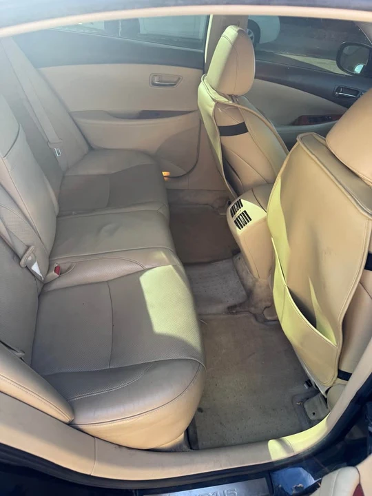 2007 Lexus ES 5th Gen - Image 4 of 8