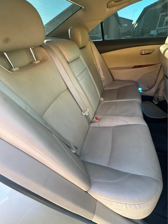 2007 Lexus ES 5th Gen - Image 6 of 11