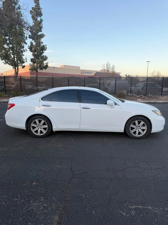 2007 Lexus ES 4th Gen - Image 5 of 8