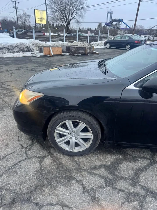 2007 Lexus ES 5th Gen - Image 2 of 10