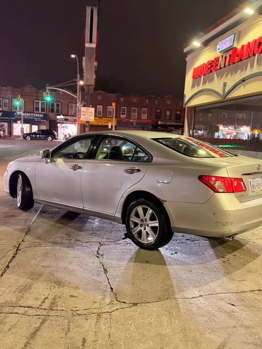 2007 Lexus ES 5th Gen - Image 2 of 7