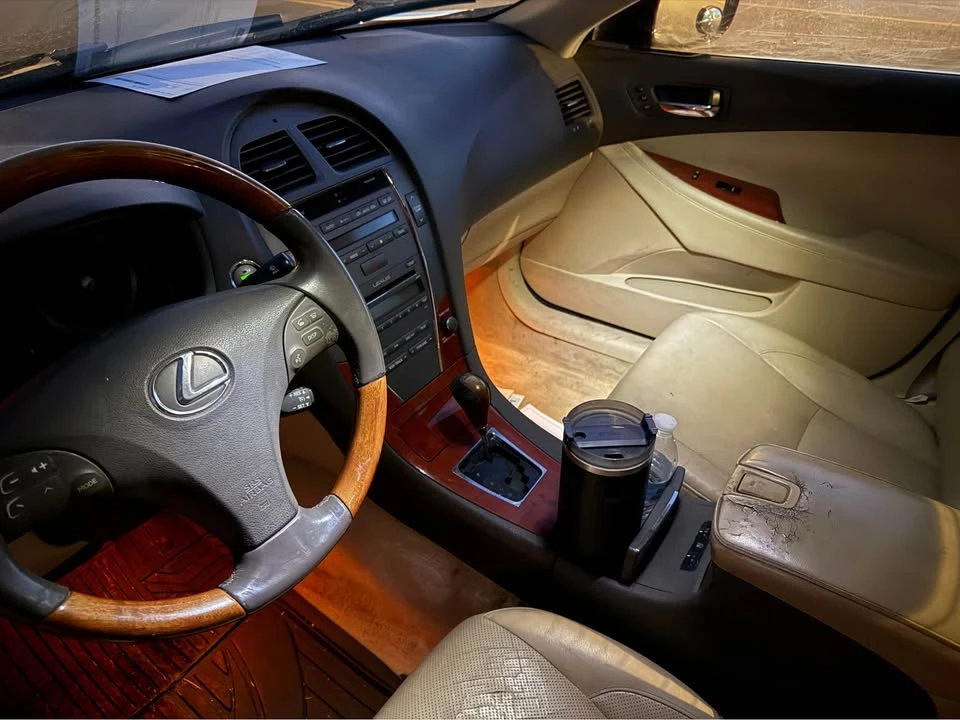 2007 Lexus ES 5th Gen - Image 6 of 8