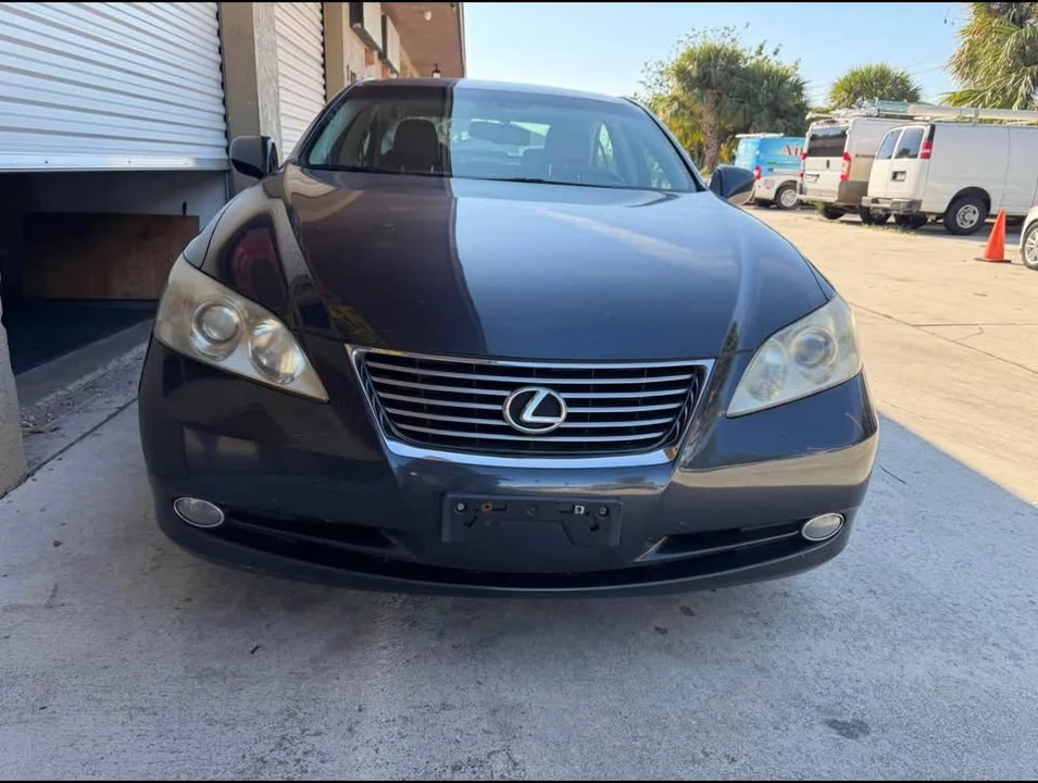 2007 Lexus ES 5th Gen - Image 2 of 16