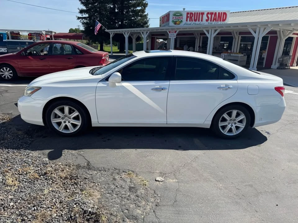 2007 Lexus ES 5th Gen - Image 3 of 9