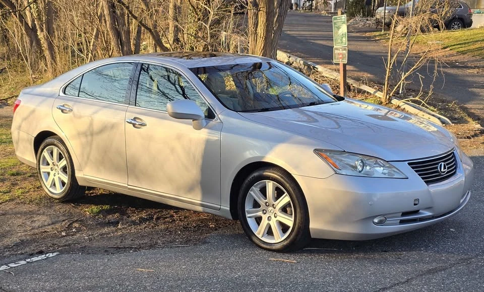 2007 Lexus ES 5th Gen - Image 16 of 20