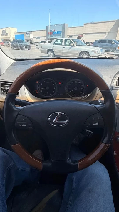 2007 Lexus ES 5th Gen - Image 15 of 20