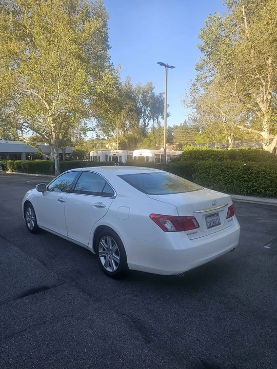 2007 Lexus ES 5th Gen - Image 8 of 20