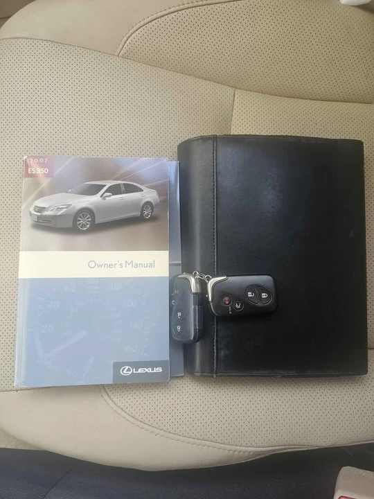 2007 Lexus ES 5th Gen - Image 2 of 20