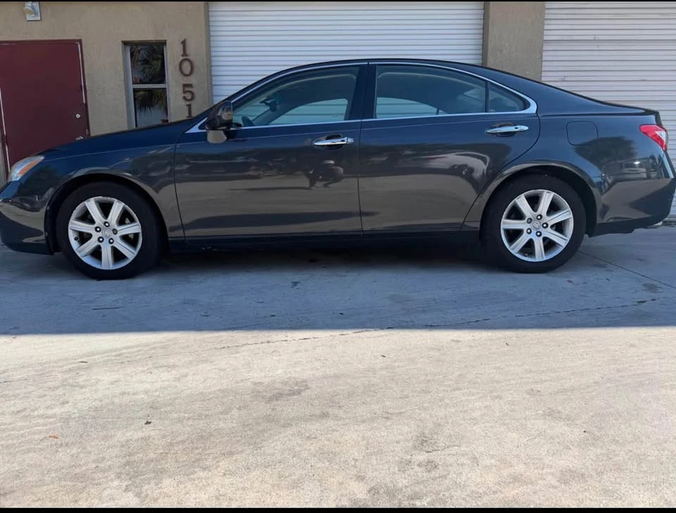 2007 Lexus ES 5th Gen - Image 12 of 16