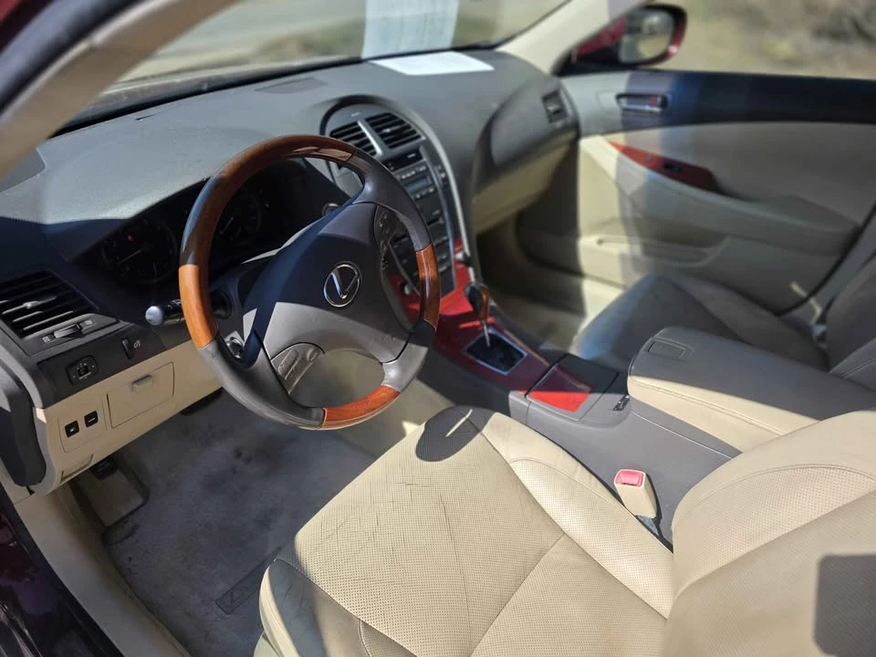 2007 Lexus ES 5th Gen - Image 12 of 15