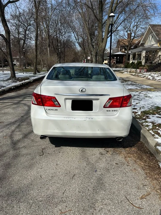 2007 Lexus ES 5th Gen - Image 10 of 15