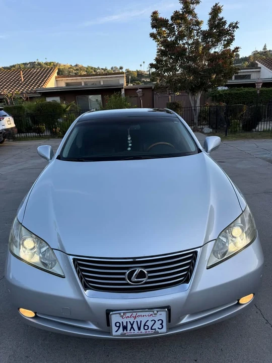 2007 Lexus ES 5th Gen - Image 5 of 18