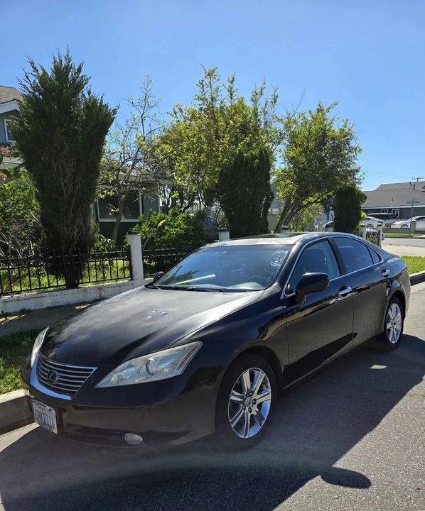 2007 Lexus ES 5th Gen - Image 2 of 7