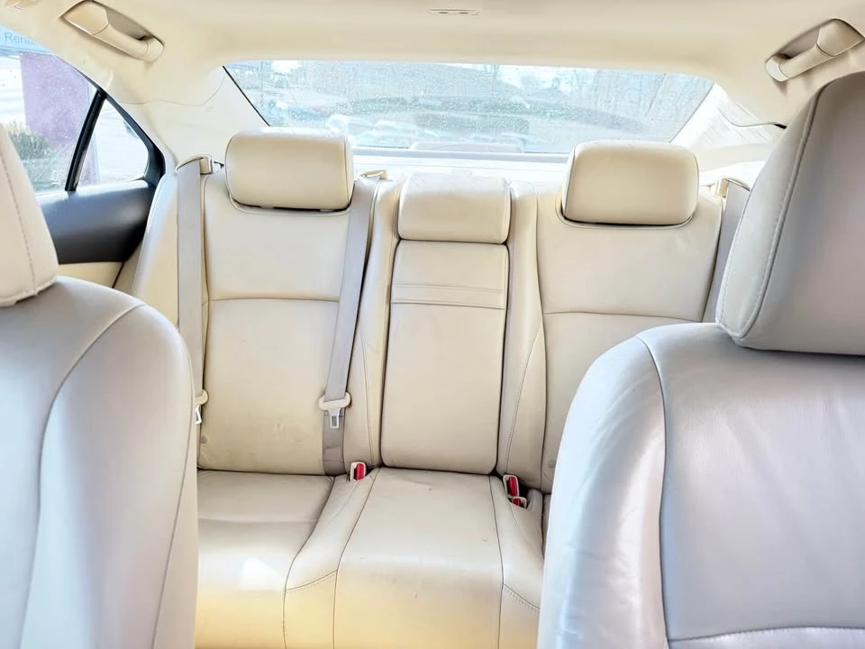 2007 Lexus ES 5th Gen - Image 11 of 13