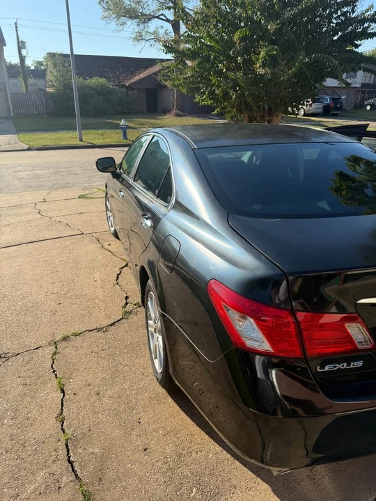 2007 Lexus ES 5th Gen - Image 4 of 11