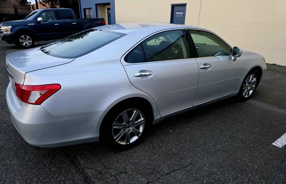 2007 Lexus ES 5th Gen - Image 4 of 18