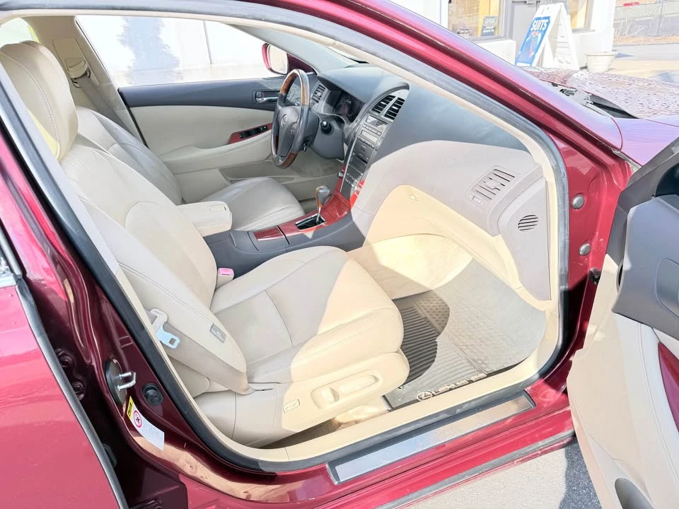 2007 Lexus ES 5th Gen - Image 6 of 13