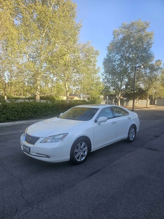 2007 Lexus ES 5th Gen - Image 10 of 20