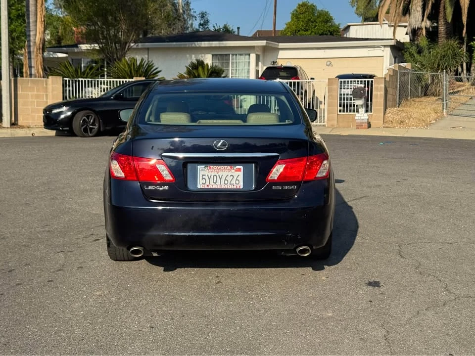 2007 Lexus ES 5th Gen - Image 5 of 12