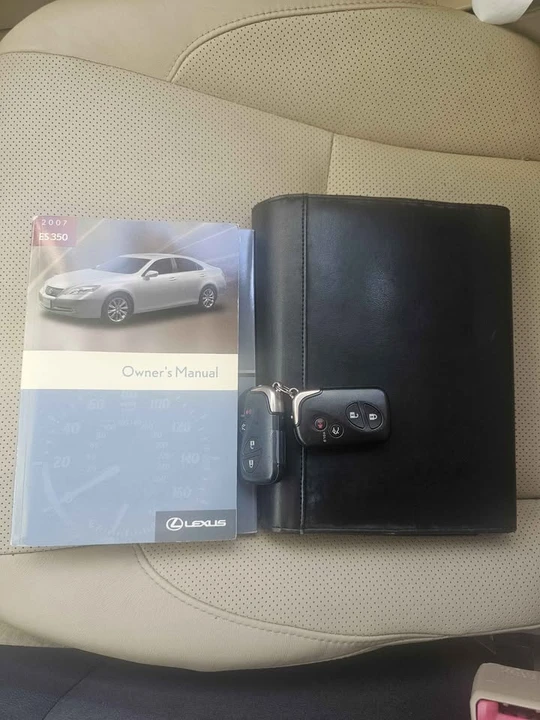 2007 Lexus ES 5th Gen - Image 2 of 20
