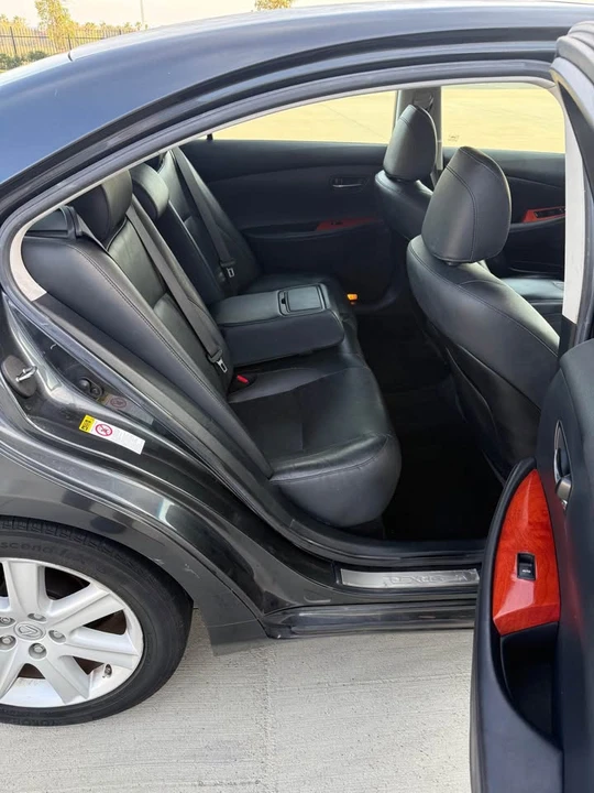 2007 Lexus ES 5th Gen - Image 16 of 19