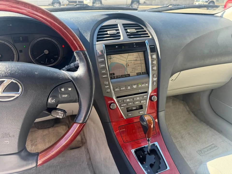 2007 Lexus ES 5th Gen - Image 10 of 10