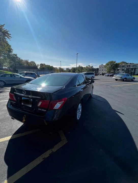 2007 Lexus ES 5th Gen - Image 4 of 5