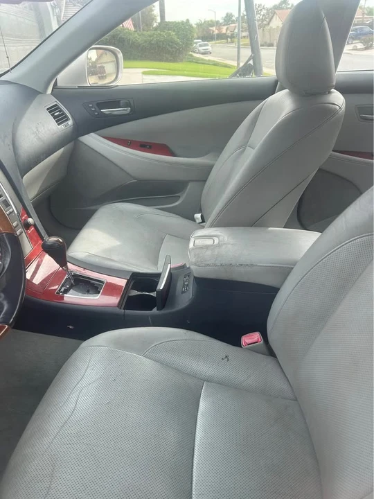 2007 Lexus ES 5th Gen - Image 5 of 10