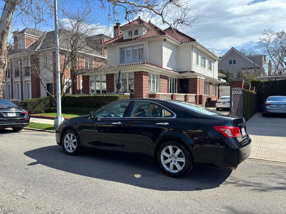 2007 Lexus ES 5th Gen - Image 4 of 6