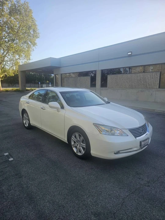 2007 Lexus ES 5th Gen - Image 4 of 20