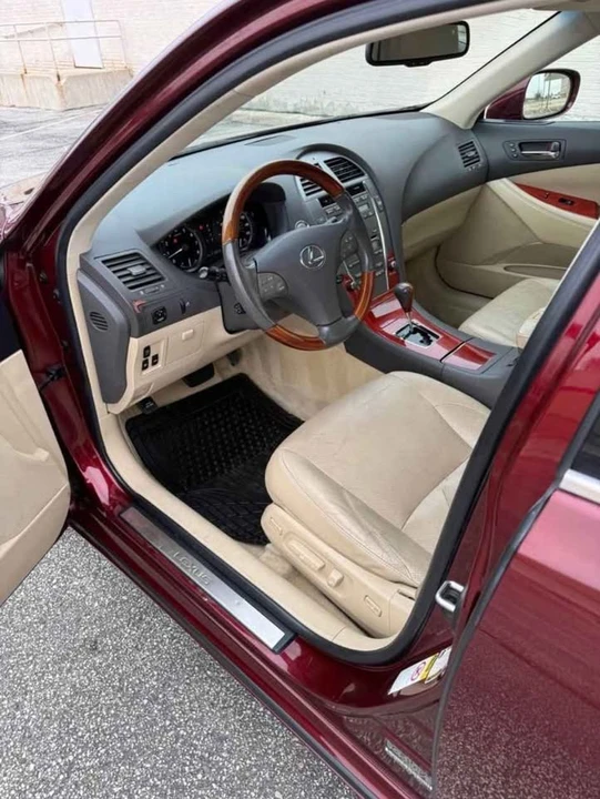 2007 Lexus ES 5th Gen - Image 8 of 8