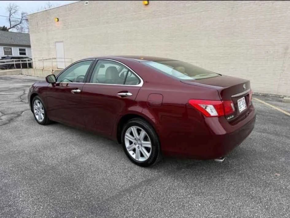 2007 Lexus ES 5th Gen - Image 2 of 8