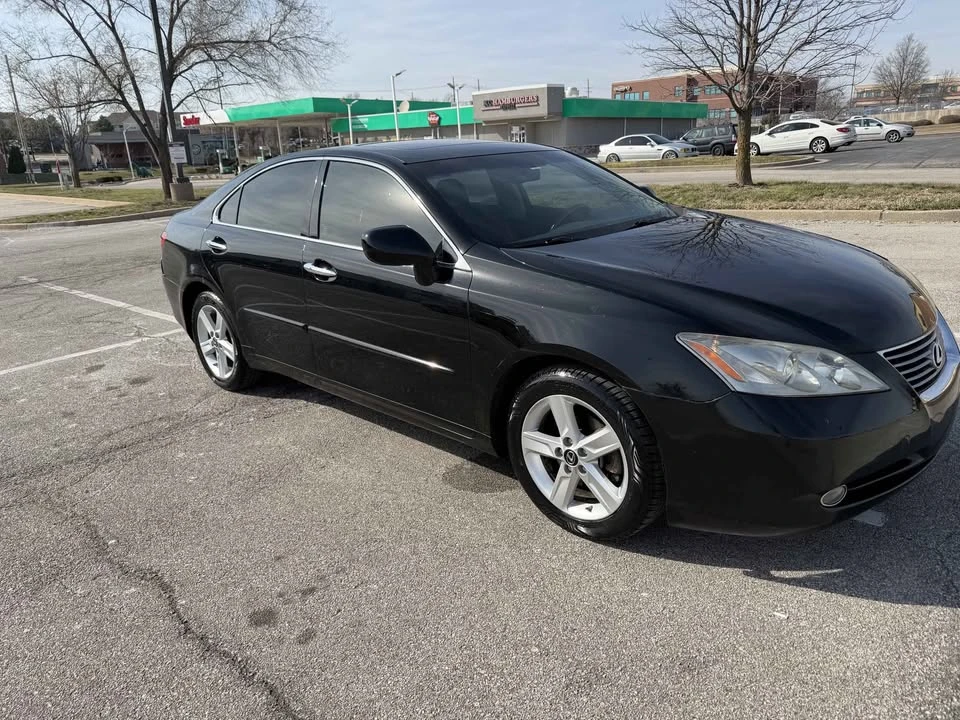 2007 Lexus ES 5th Gen - Image 2 of 4